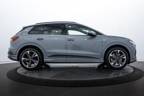 2024 Audi Q4 e-tron Premium Plus