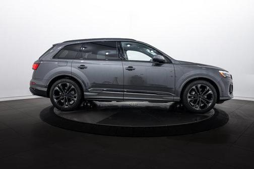 2026 Audi Q7 55 Premium Plus