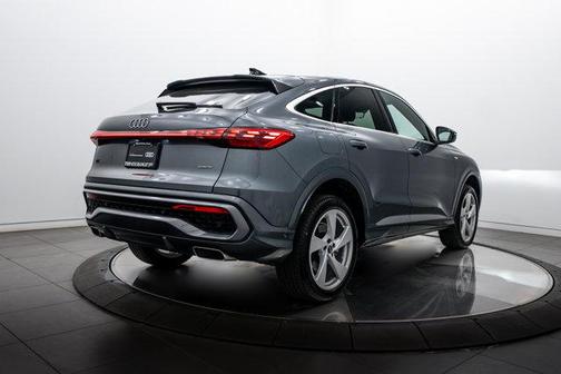 2025 Audi Q5 Premium Plus
