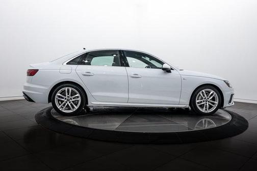 Glacier White Metallic 2023 Audi A4 45 S line Premium