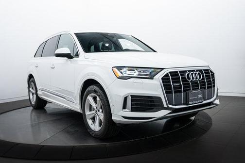 2022 Audi Q7 45 Premium