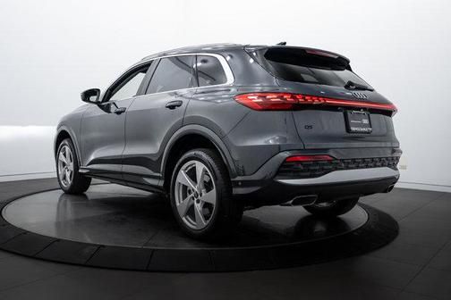 2025 Audi Q5 Premium Plus