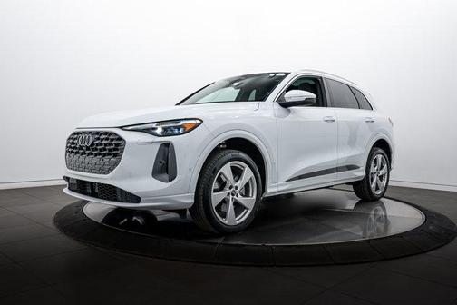 2025 Audi Q5 Premium Plus