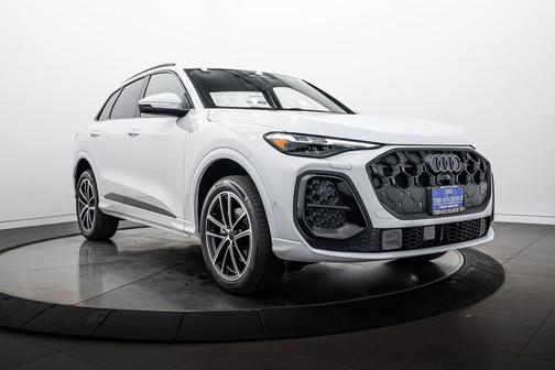 Glacier White 2026 Audi Q5 Premium Plus