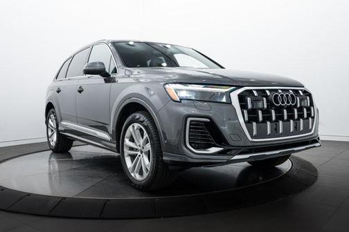 2025 Audi Q7 55 Premium Plus