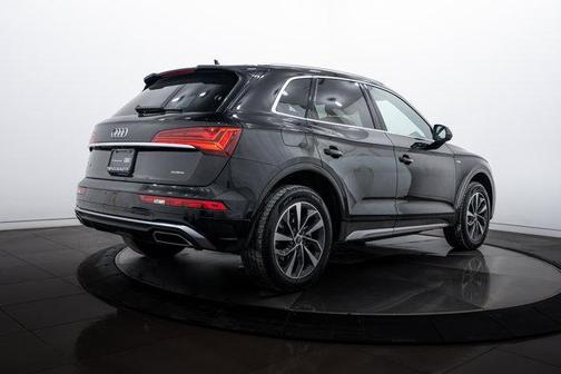 2023 Audi Q5 45 S line Premium Plus