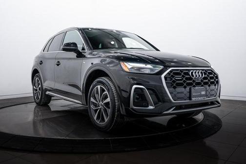 2023 Audi Q5 45 S line Premium Plus