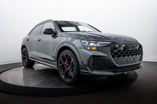 Daytona Gray 2026 Audi RS Q8 4.0T
