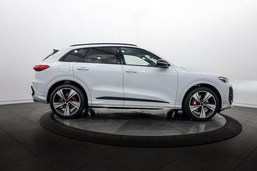 Glacier White 2026 Audi SQ5 3.0T Premium Plus