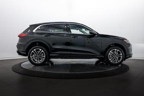 2025 Audi Q5 Premium