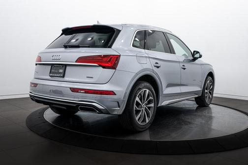 2023 Audi Q5 45 S line Premium Plus