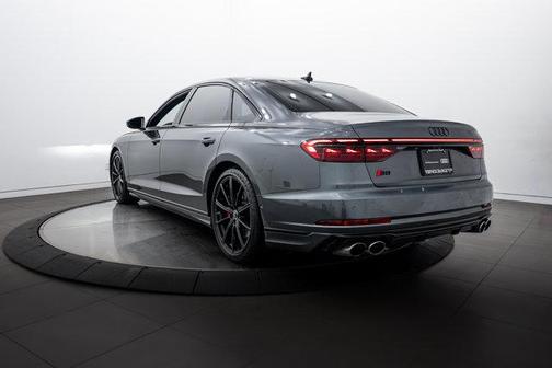 2024 Audi S8 4.0T