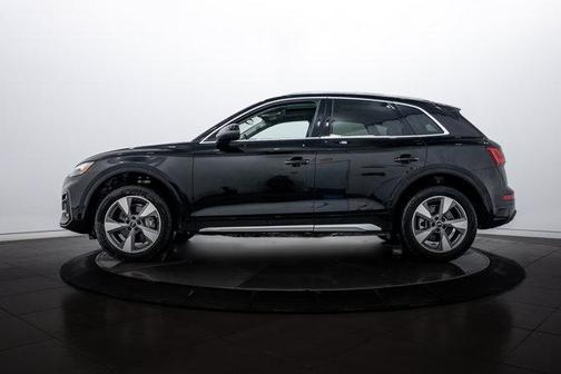 2023 Audi Q5 40 Premium Plus