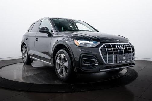 2023 Audi Q5 40 Premium Plus