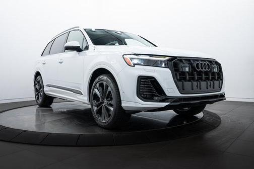 2025 Audi Q7 55 Premium Plus