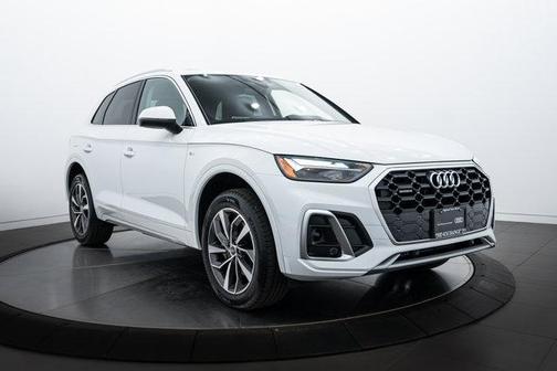 2024 Audi Q5 45 S line Premium