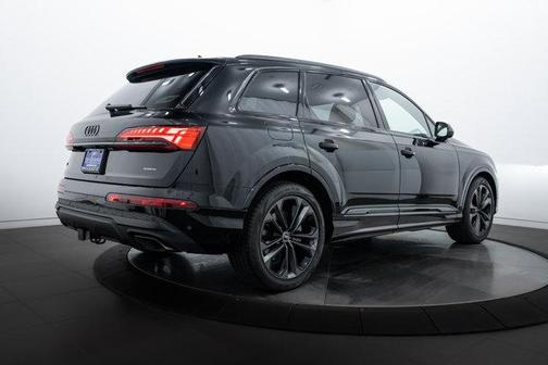 2025 Audi Q7 55 Prestige
