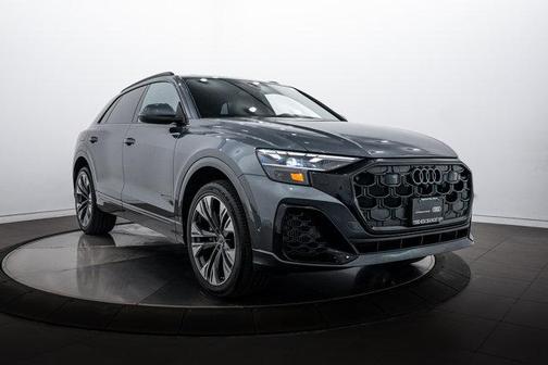 2025 Audi Q8 55 Premium Plus