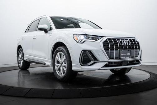 2025 Audi Q3 45 S line Premium Plus