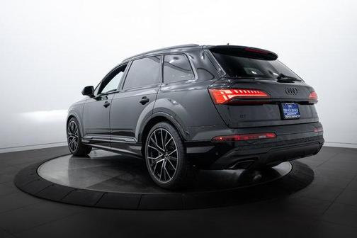 2025 Audi Q7 55 Prestige