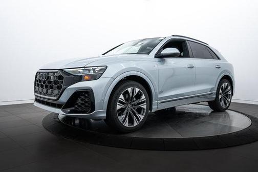 2025 Audi Q8 55 Premium Plus