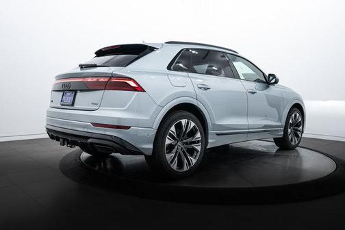 2025 Audi Q8 55 Premium Plus