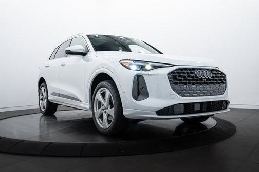 2025 Audi Q5 Premium Plus