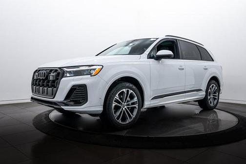2026 Audi Q7 45 Premium