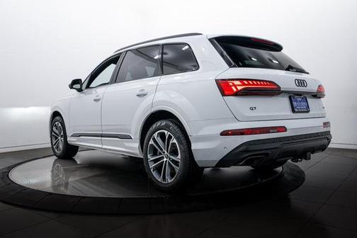 2026 Audi Q7 45 Premium