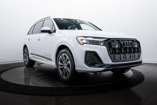 2026 Audi Q7 45 Premium