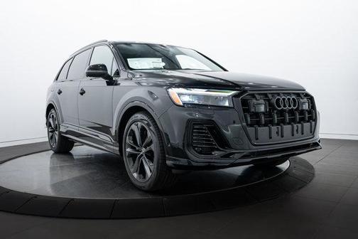2025 Audi Q7 55 Premium Plus