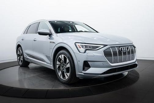 2021 Audi e-tron Prestige