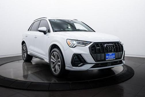 2022 Audi Q3 45 S line Premium Plus