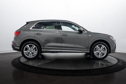 2024 Audi Q3 S line Premium