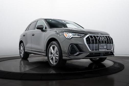 2024 Audi Q3 S line Premium