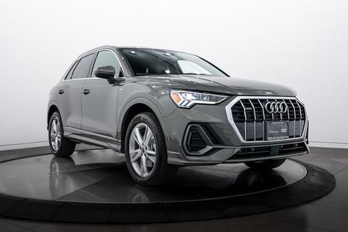 2024 Audi Q3 S line Premium