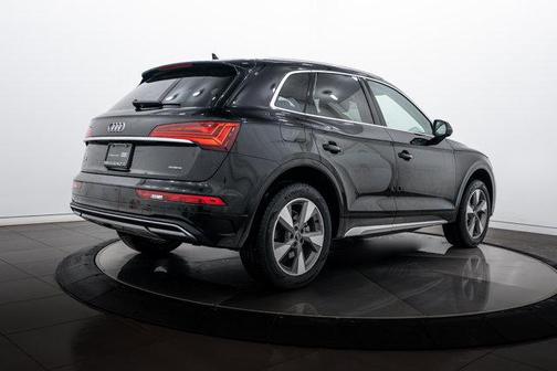 2023 Audi Q5 40 Premium
