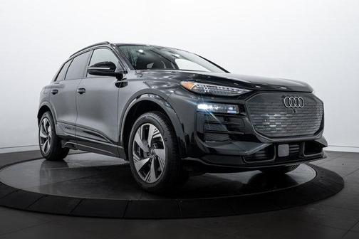 2025 Audi Q6 e-tron Premium Plus
