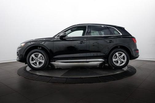 2023 Audi Q5 40 Premium