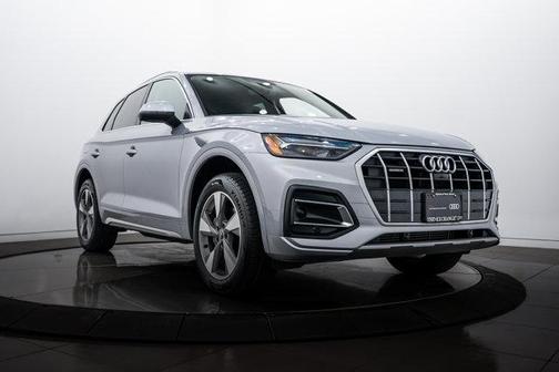 2023 Audi Q5 40 Premium Plus