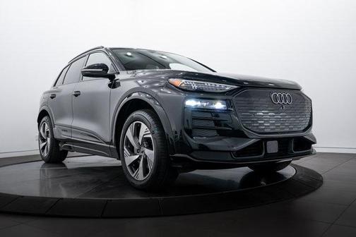 2025 Audi Q6 e-tron Premium Plus