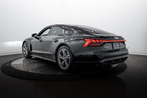 2023 Audi e-tron GT Premium Plus