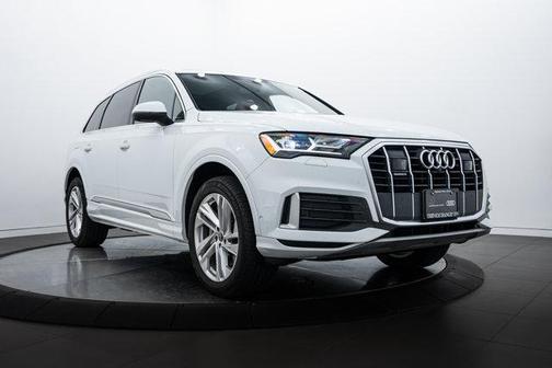 2023 Audi Q7 45 Premium