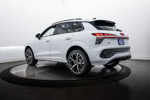 2026 Audi Q3 S line