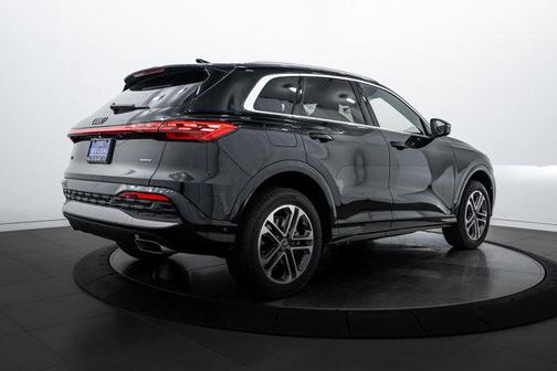 2025 Audi Q5 Premium Plus