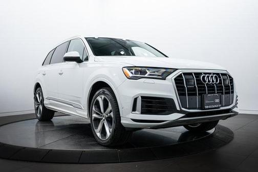 2022 Audi Q7 55 Premium Plus