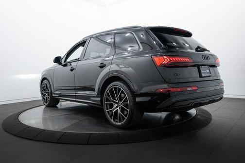 2023 Audi Q7 55 Prestige