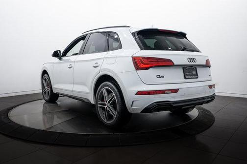 2024 Audi Q5 55 S line Premium Plus