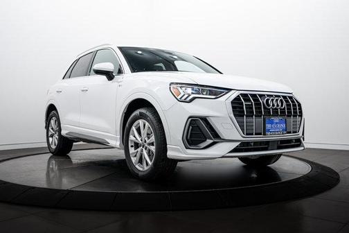 Arkona White 2025 Audi Q3 S line Premium