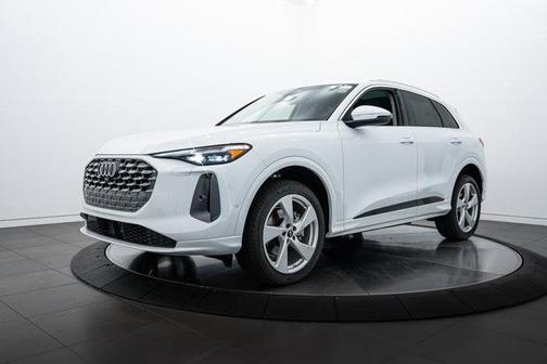 2025 Audi Q5 Premium Plus